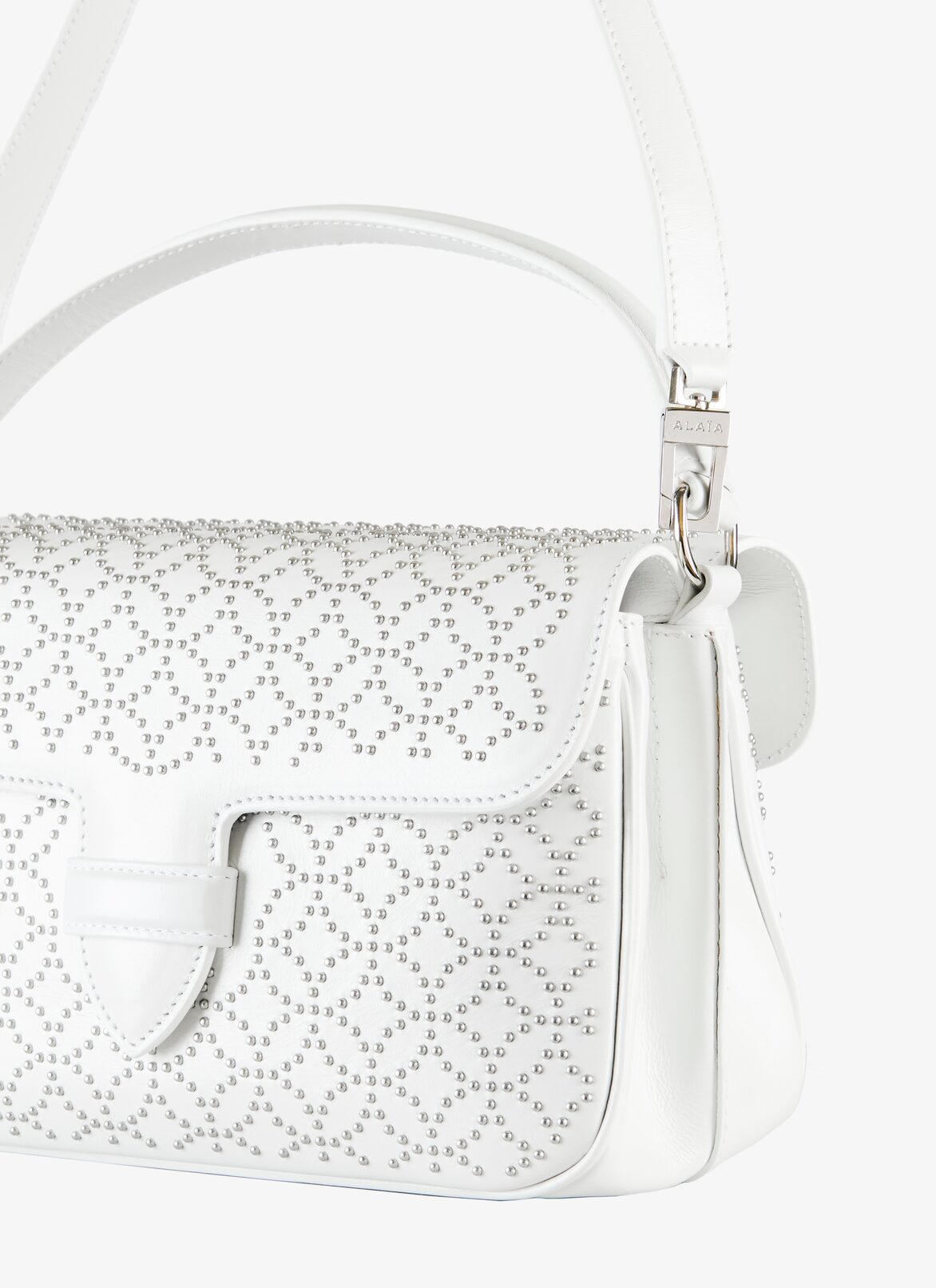 Bettina 25 Handbag ALAÏA WHITE BETTINA 25 HANDBAG
